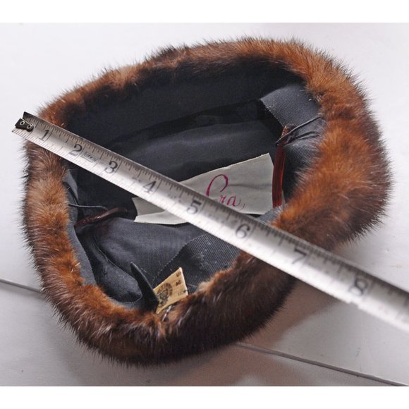 Vintage Mink Pillbox Hat Designed by Lora With Hair Clips Union Made - Picture 7 of 7